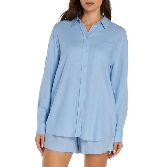 GAP Tops - NWT GAP Linen Blend Light Blue Button-Down Top Women’s Size XXL